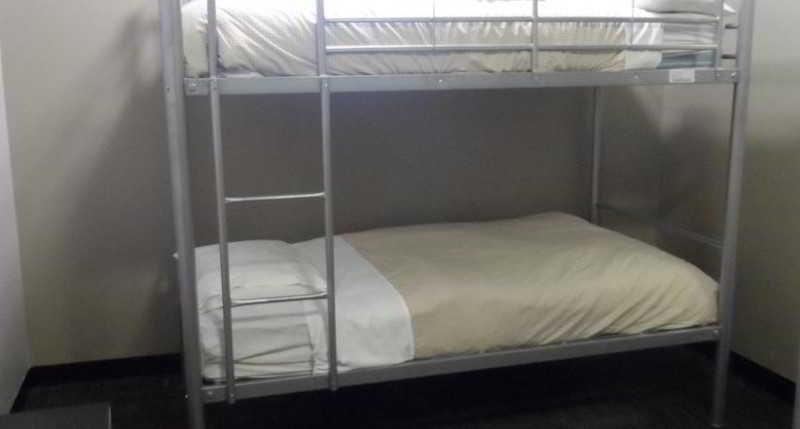 Base Brisbane Embassy Hostel Buitenkant foto